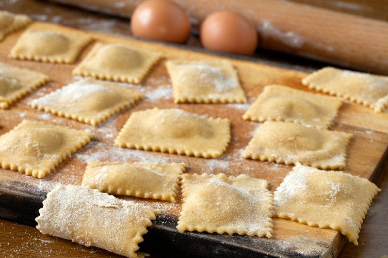 Specialties of Monferrato: cardoons, agnolotti, and…farinata!